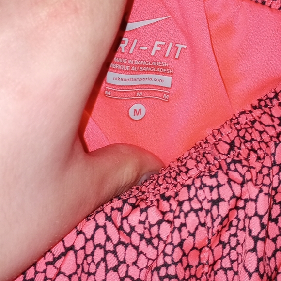 Nike Red Size M Dry Fit Shorts - Picture 2 of 5